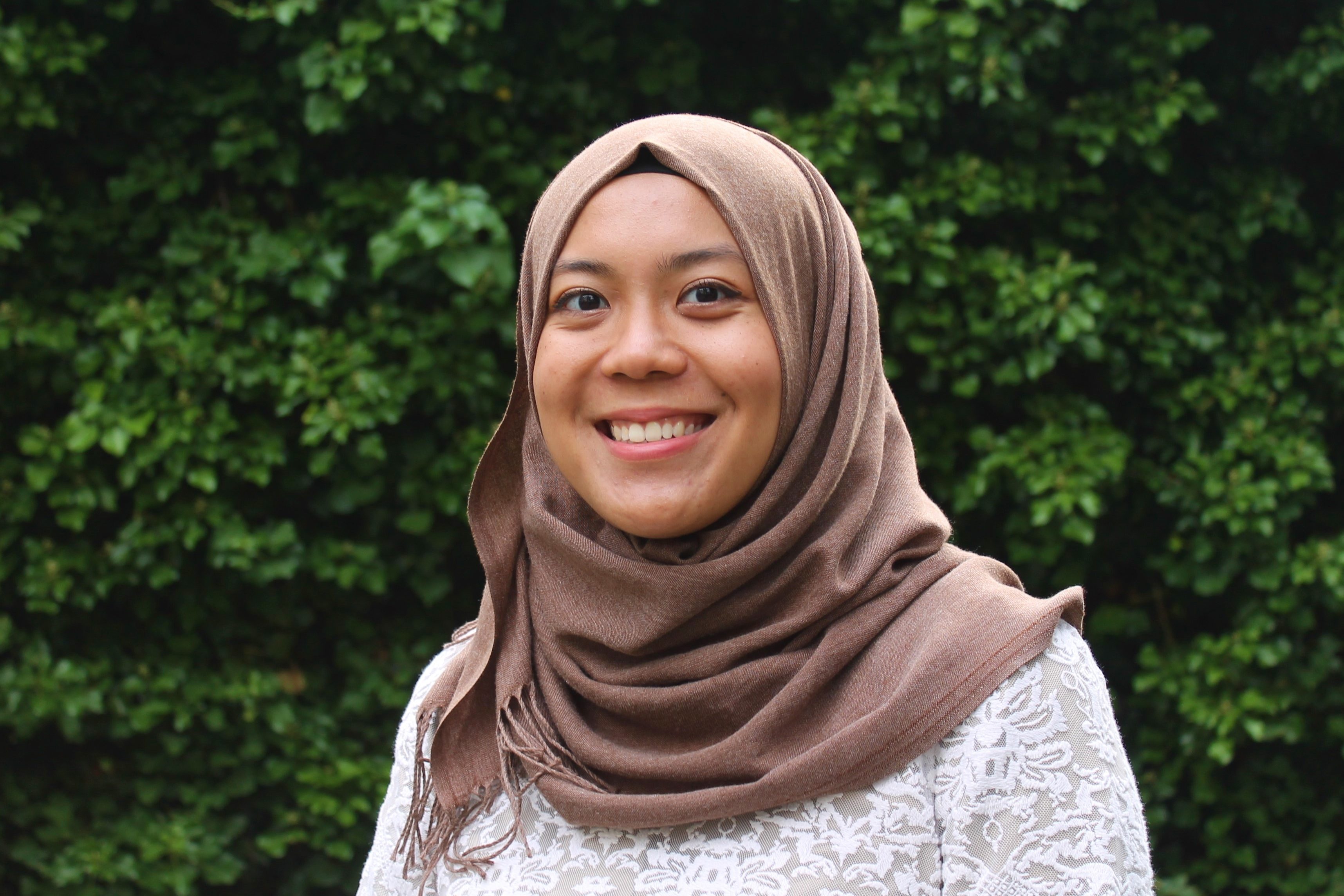Intania Arinta <br />(B. A. Geographie)